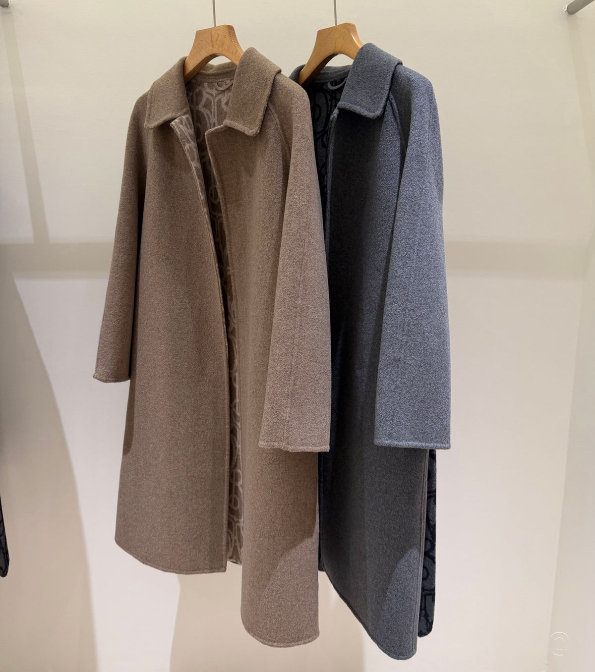 Дамско вълнено палто