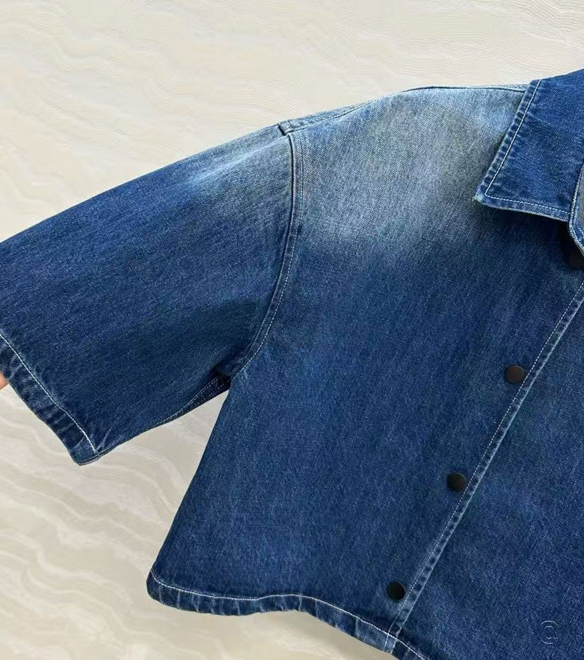 Дамска къса дънкова риза