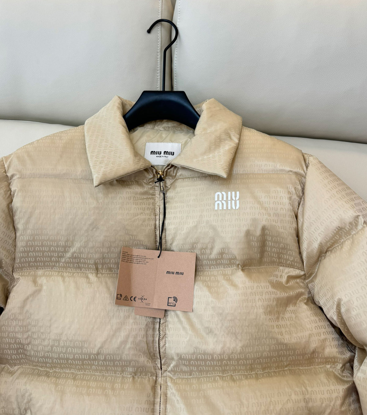 Дамско пухено яке