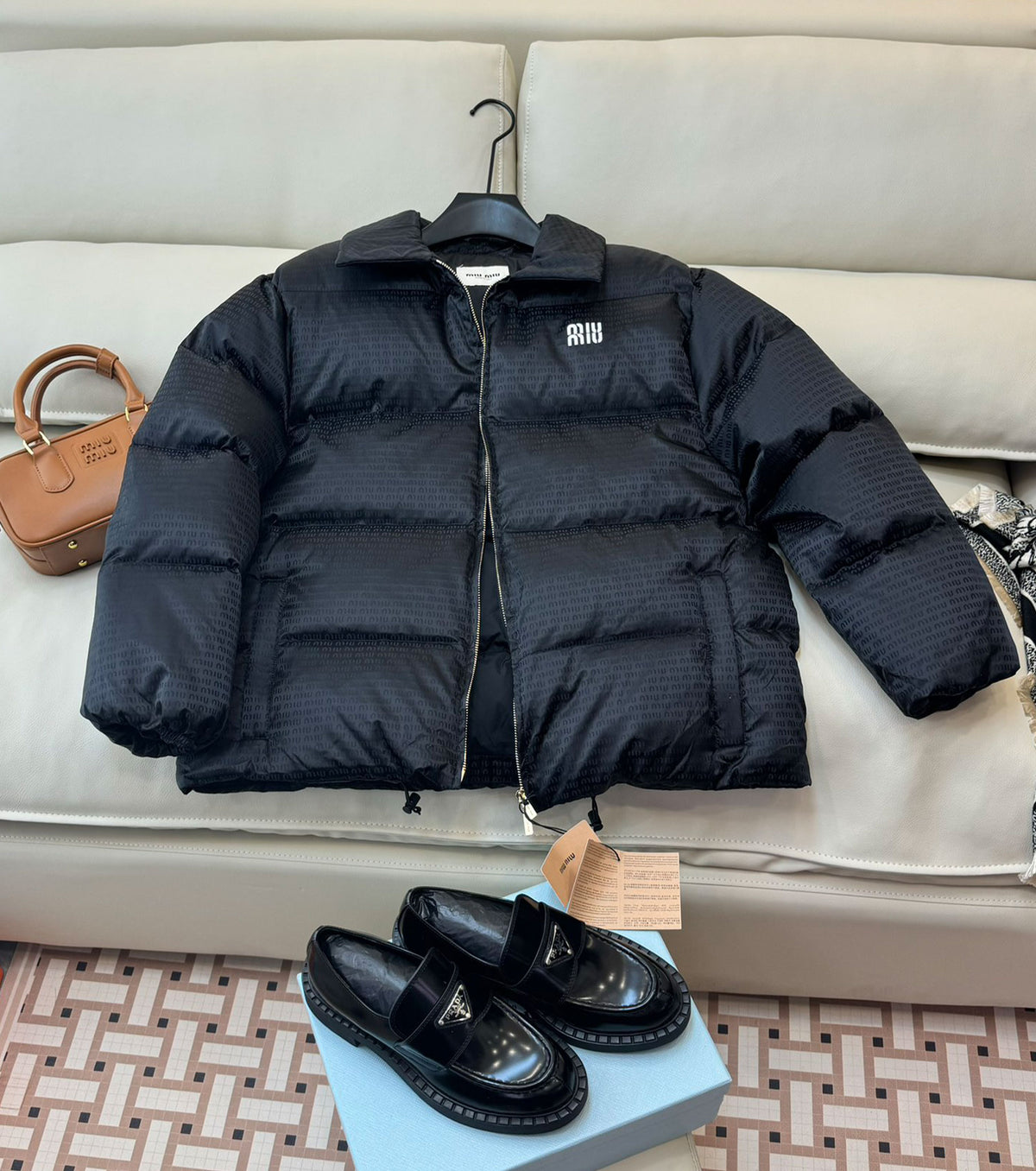 Дамско пухено яке