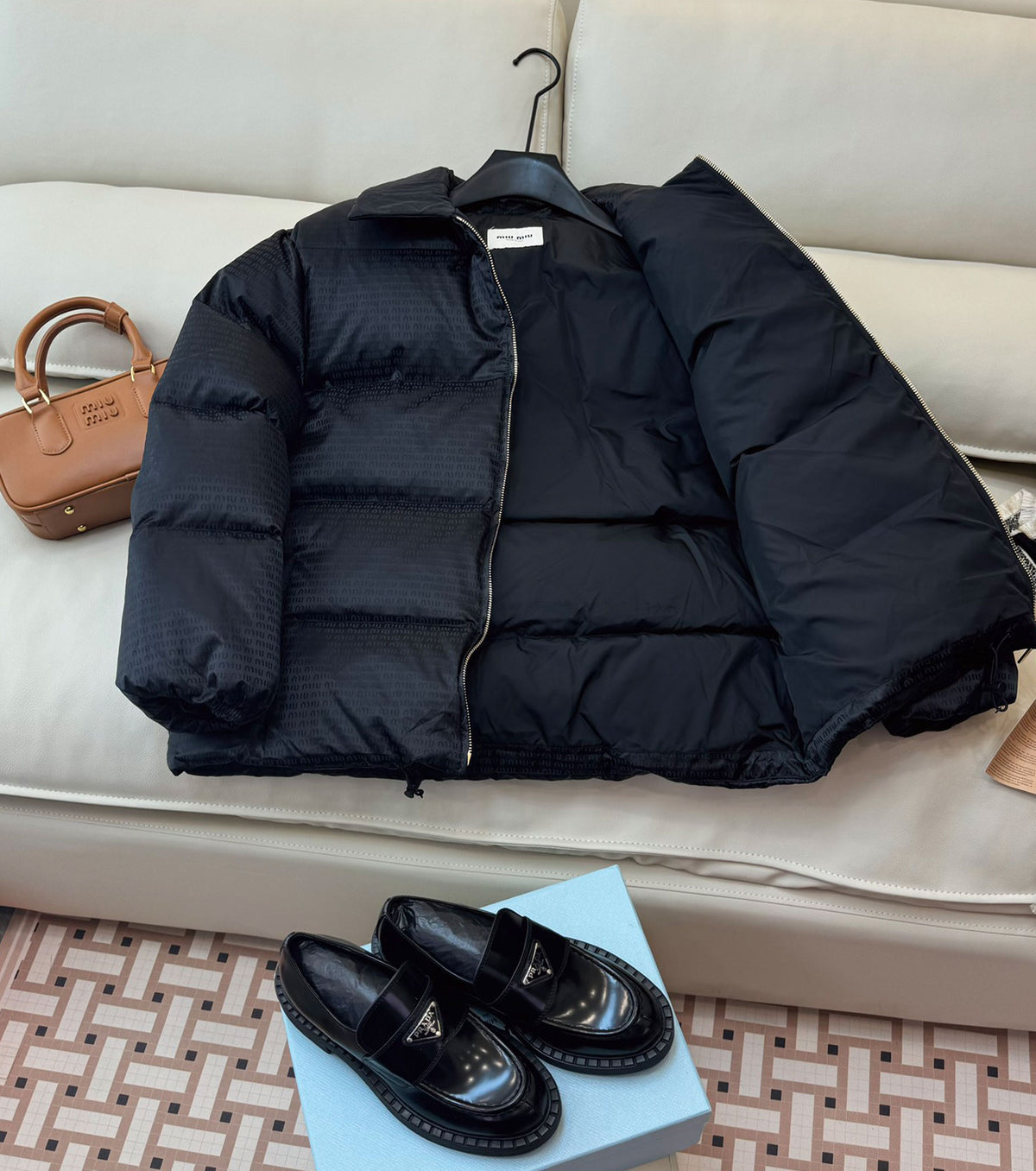 Дамско пухено яке