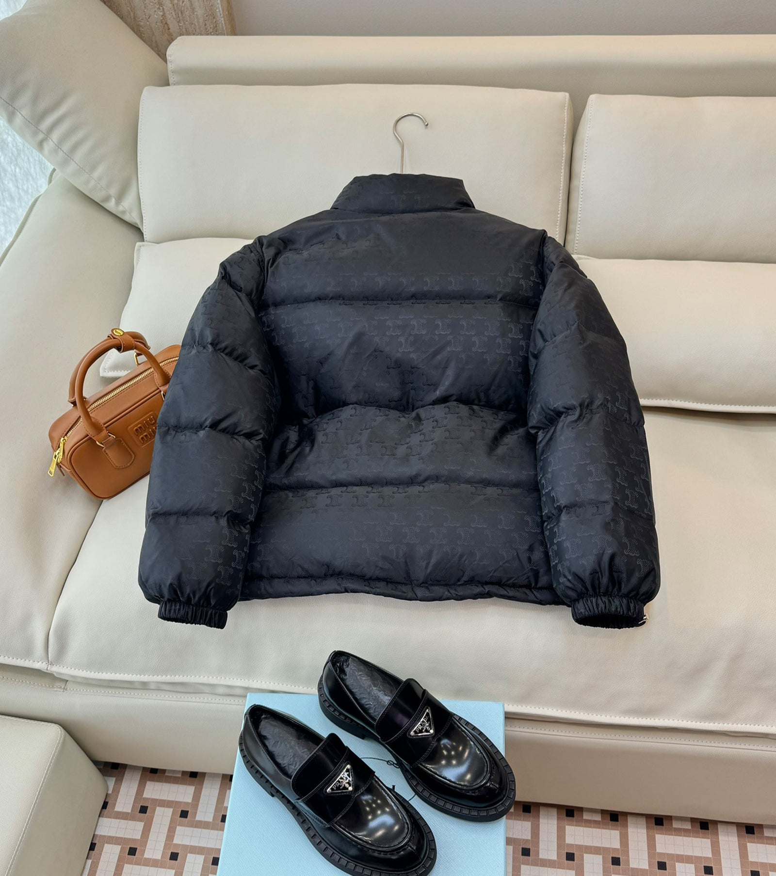 Дамско пухено яке