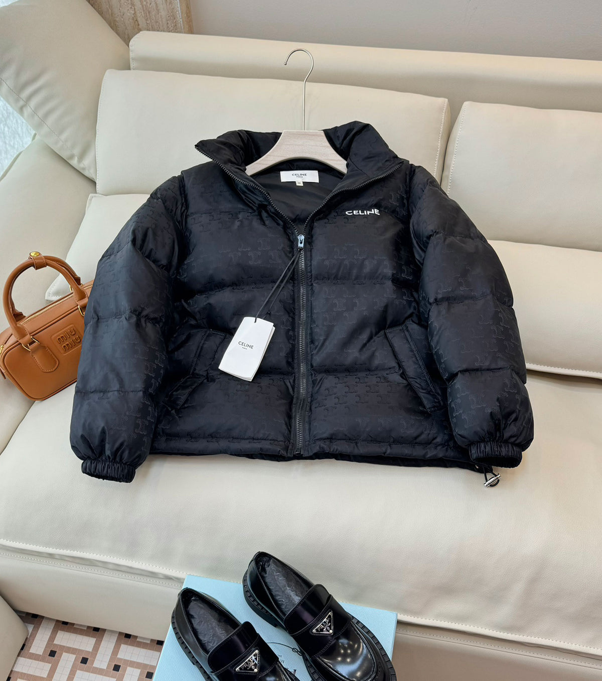 Дамско пухено яке