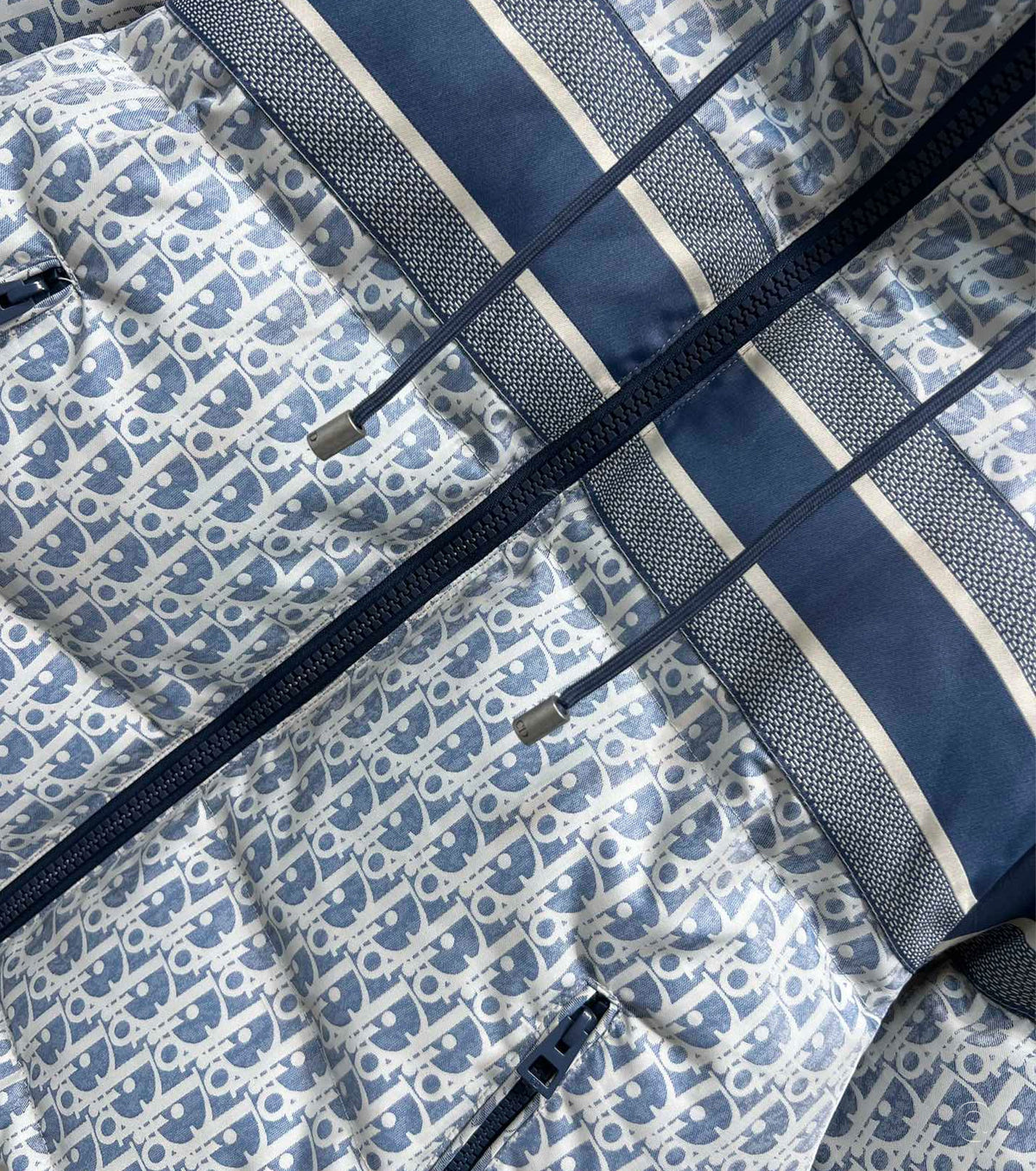 Alps Cropped Puffer Jacket with Hood