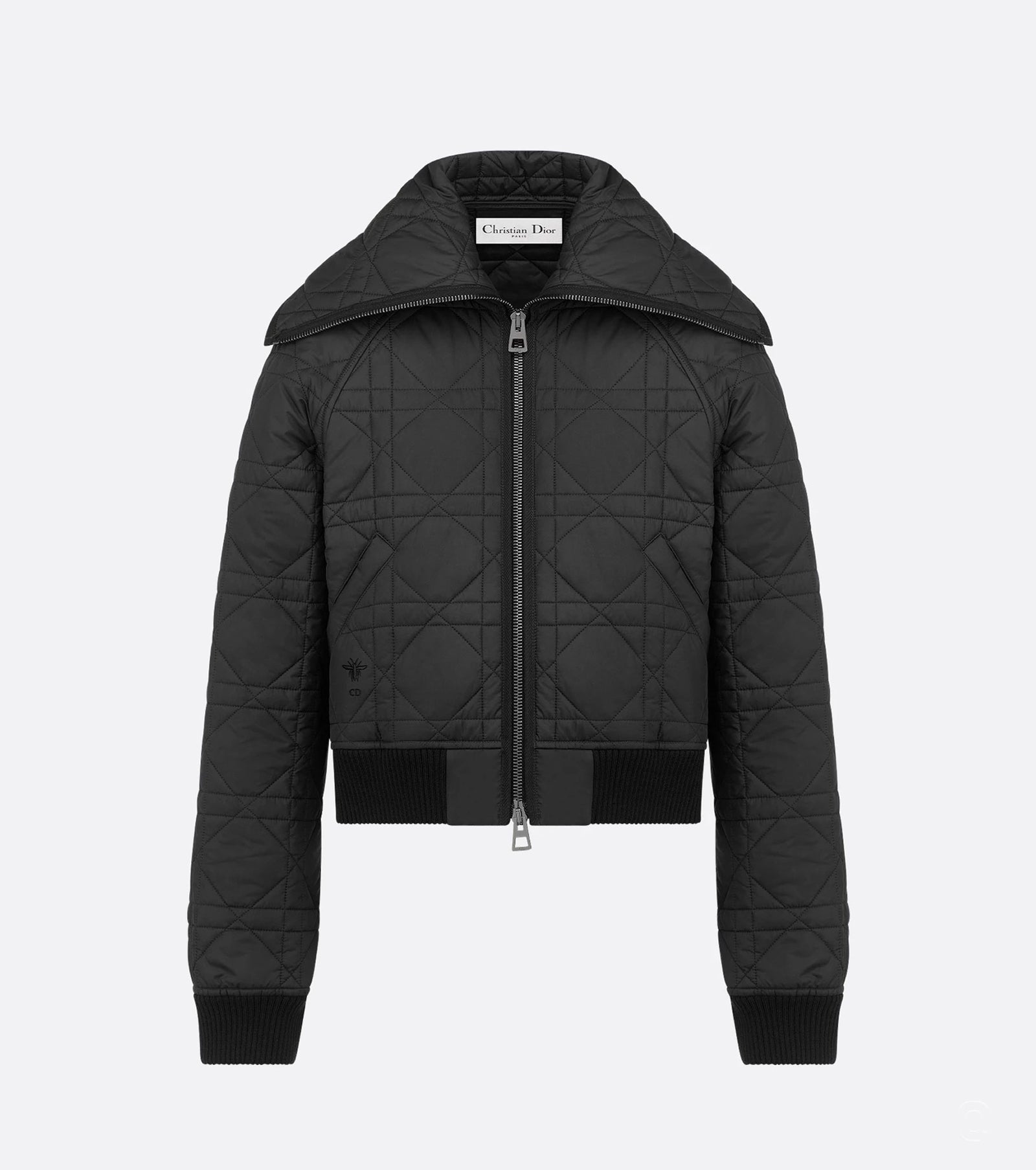 Яке Macrocannage с голяма яка