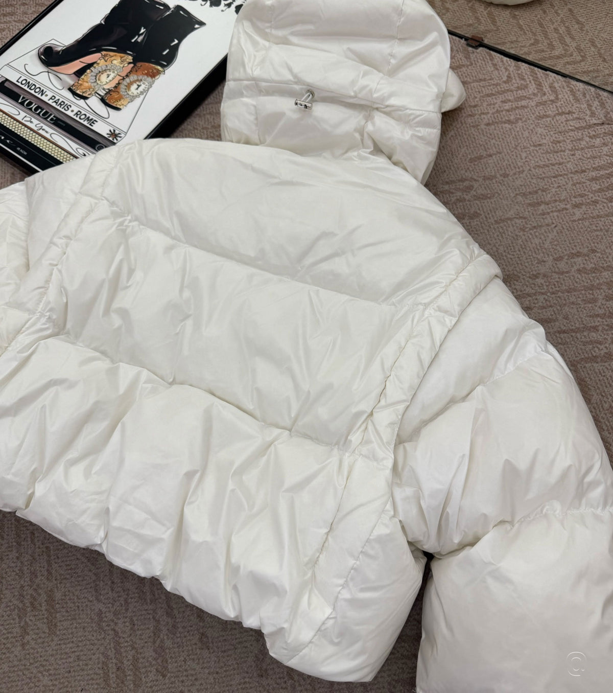 Дамско пухено яке