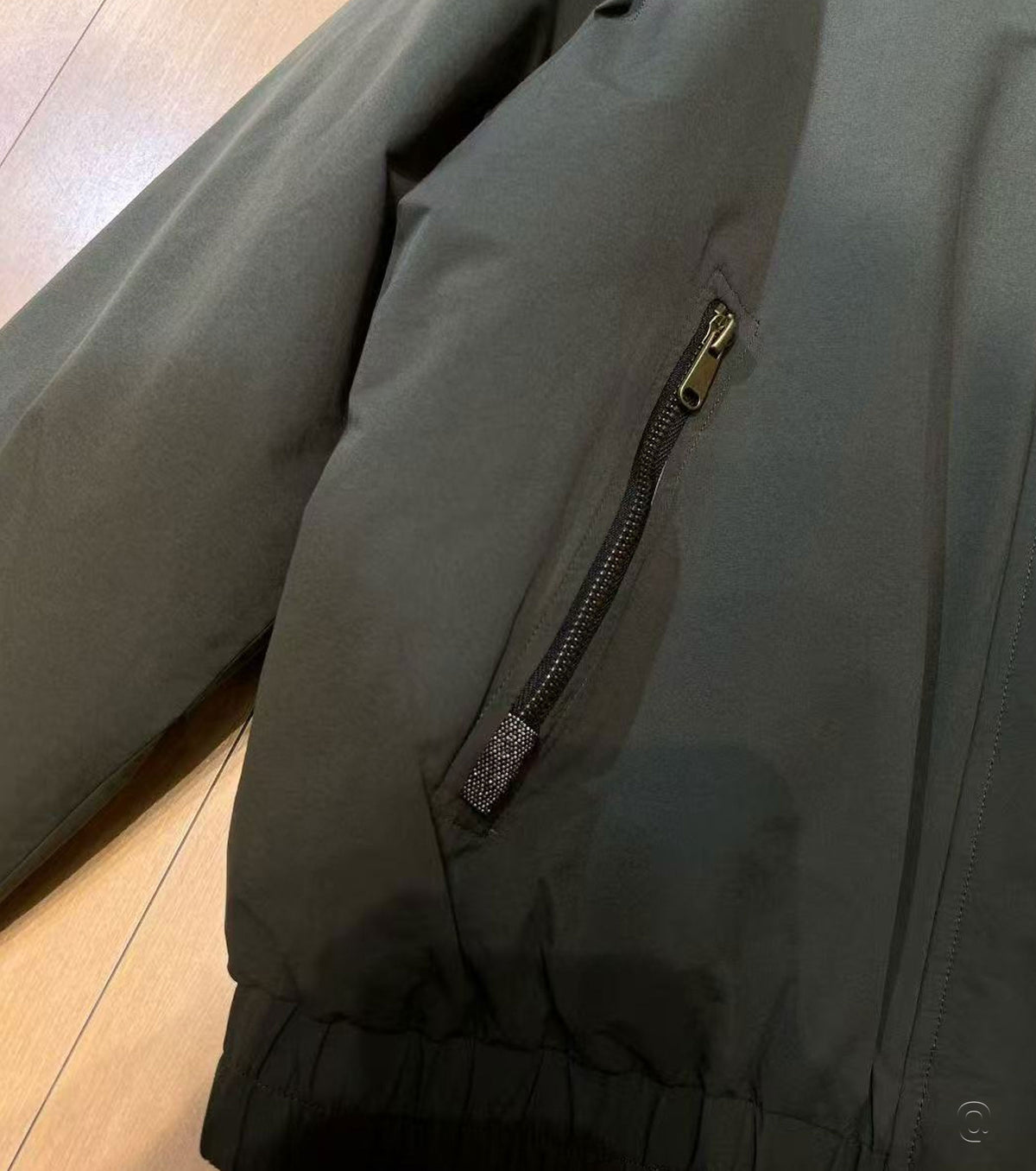 Дамско яке от гъши пух