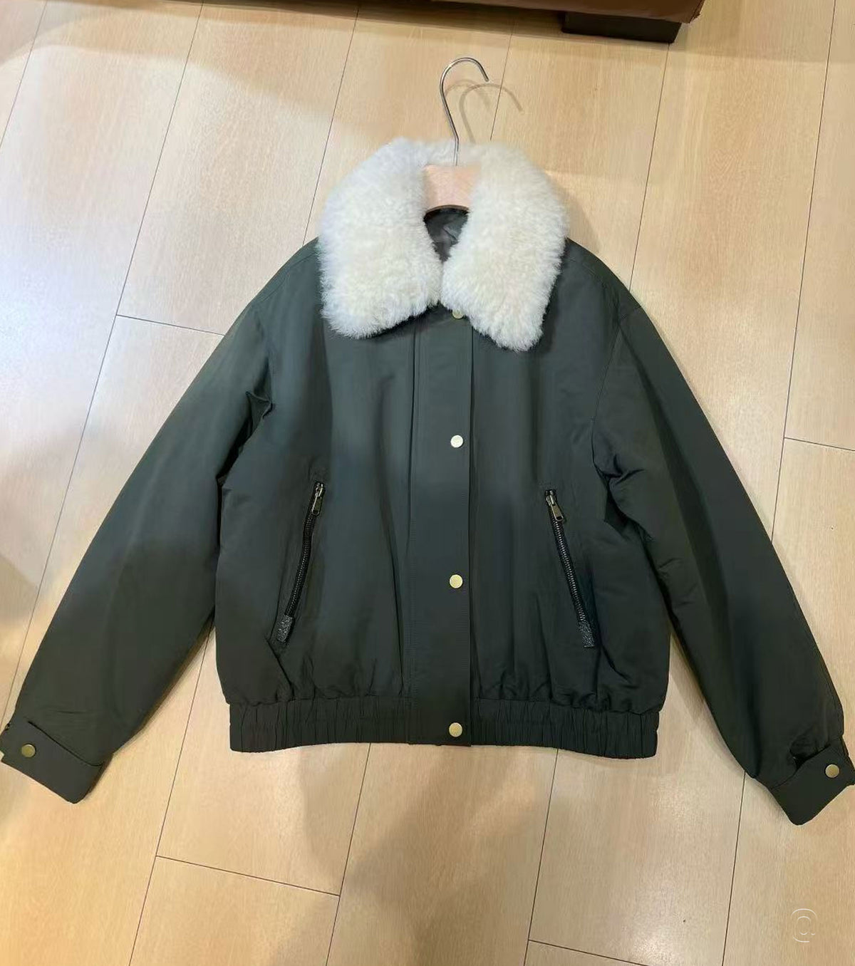 Дамско яке от гъши пух