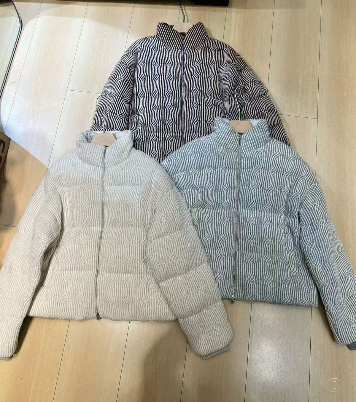 Дамско кашмирено яке