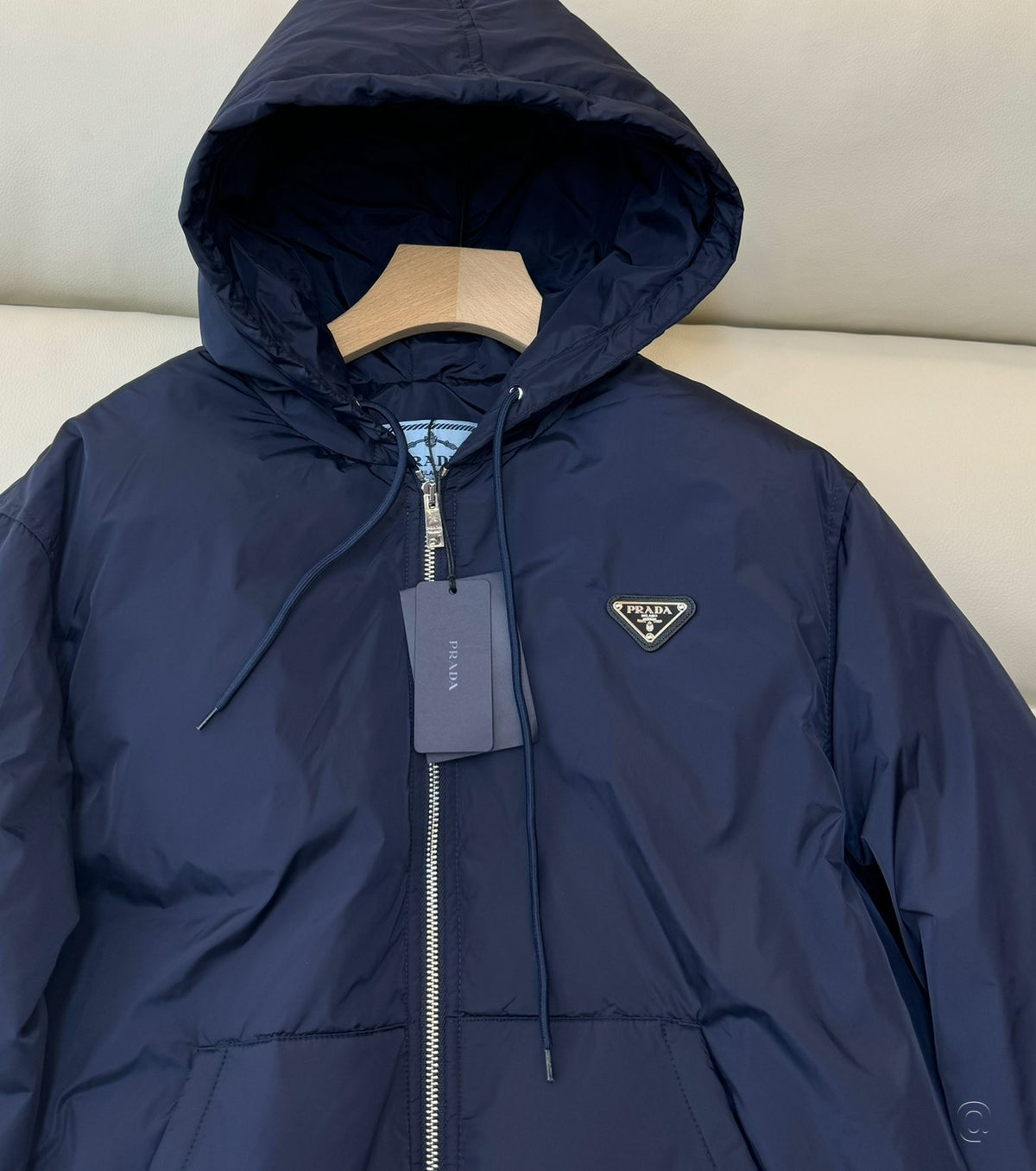 Дамско пухено яке