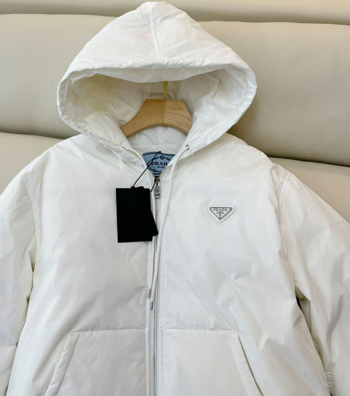 Дамско пухено яке