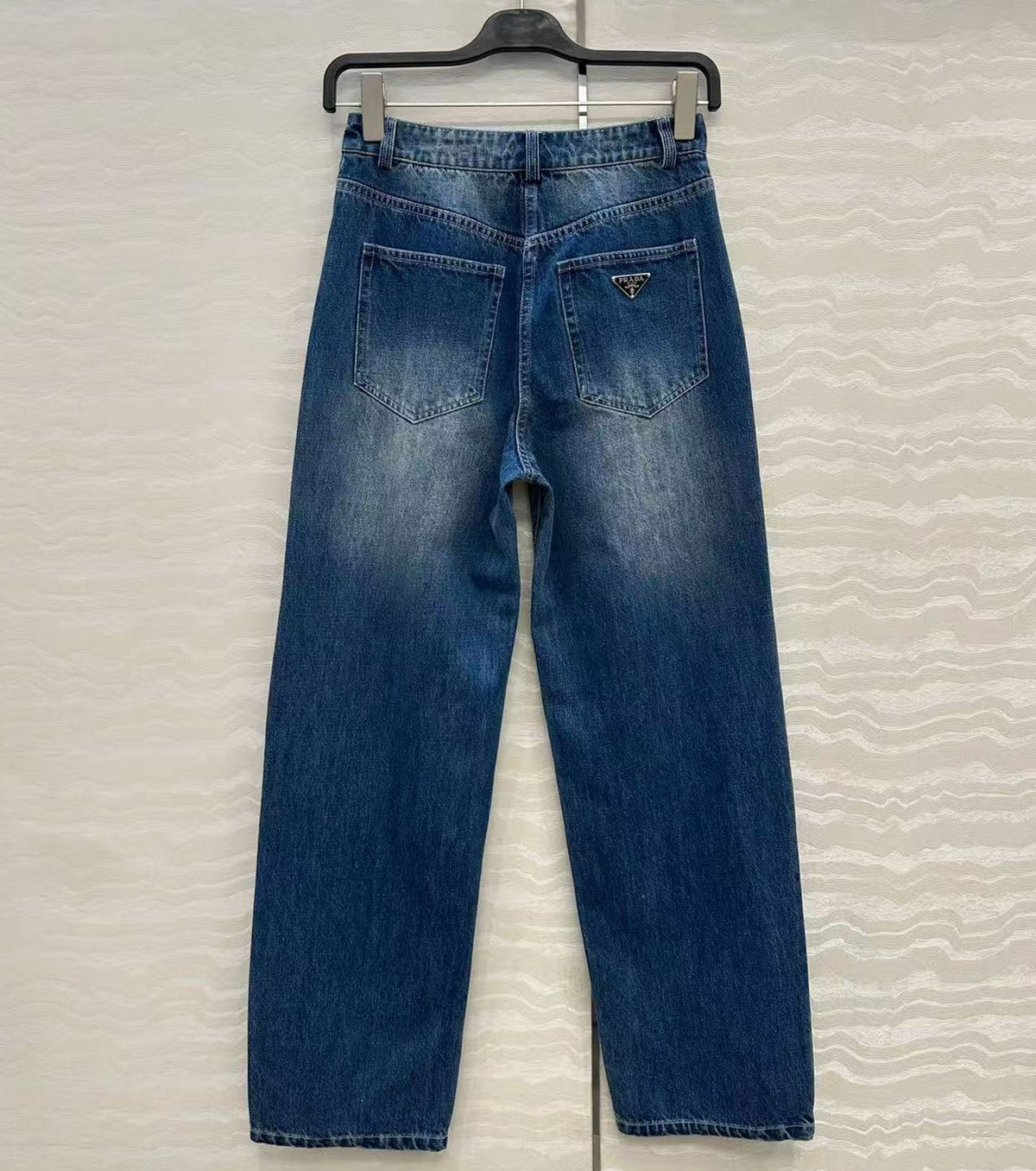 Дамски дънки с прави крачоли