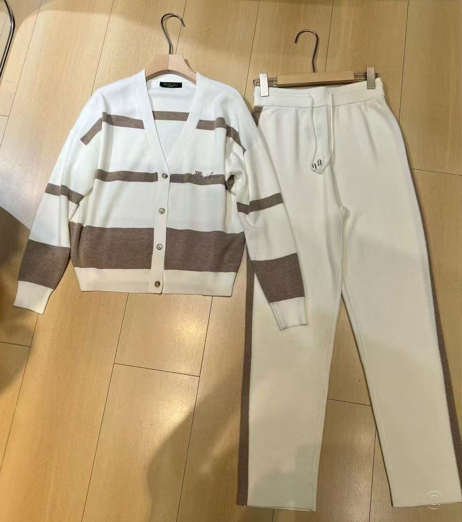 Дамски кашмирен комплект