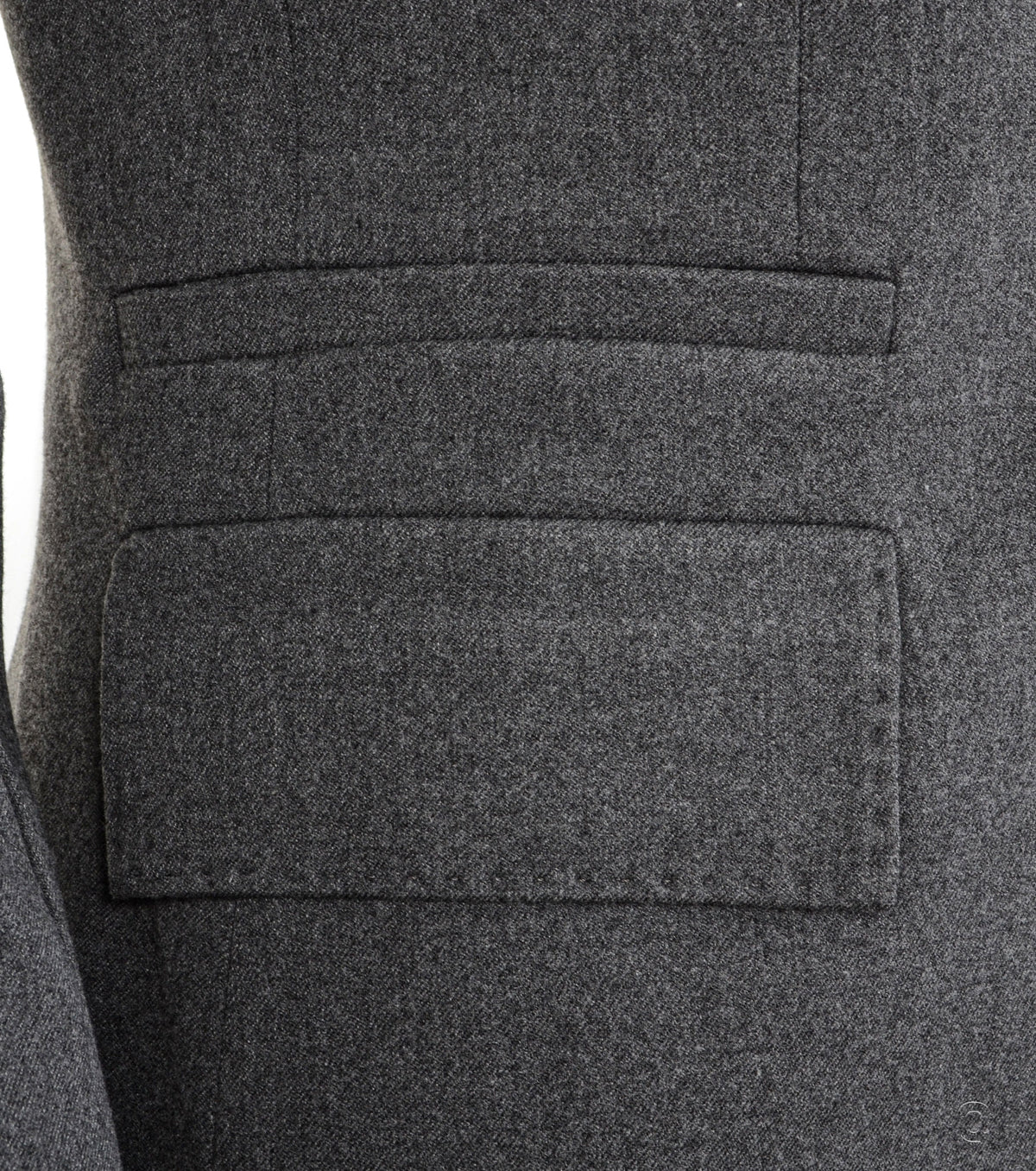 Дамски класически костюм