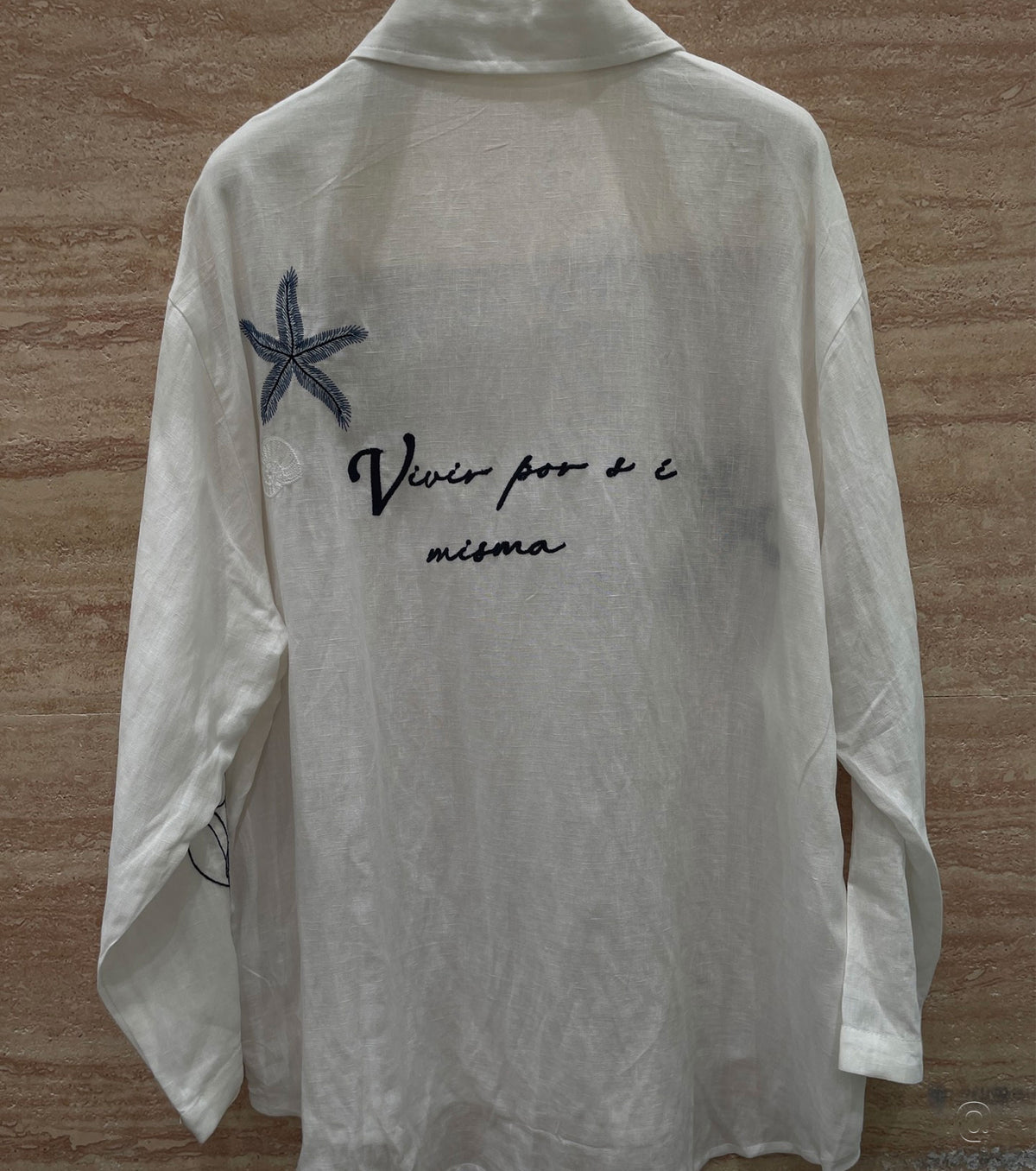 Women shirt