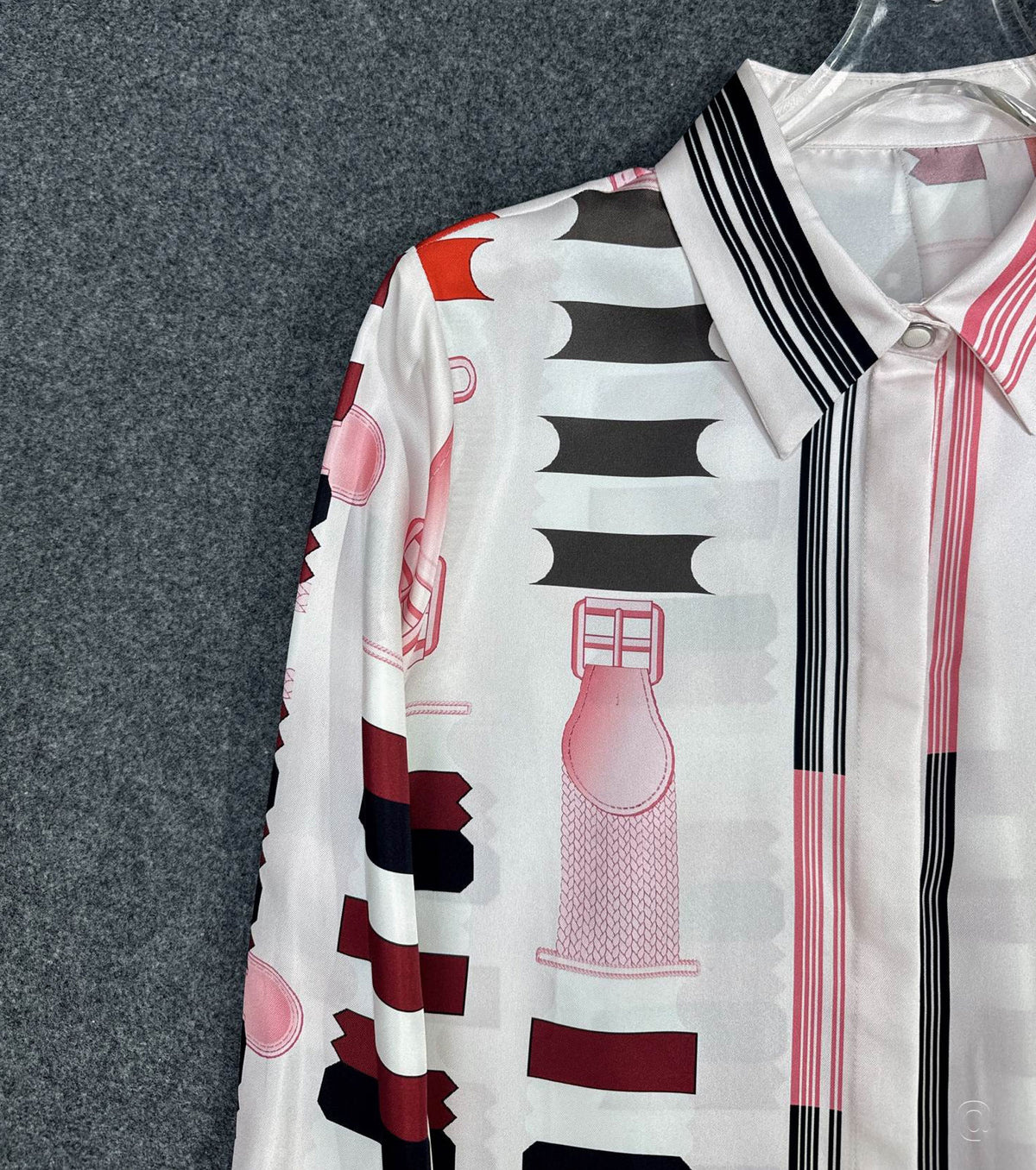 Women shirt