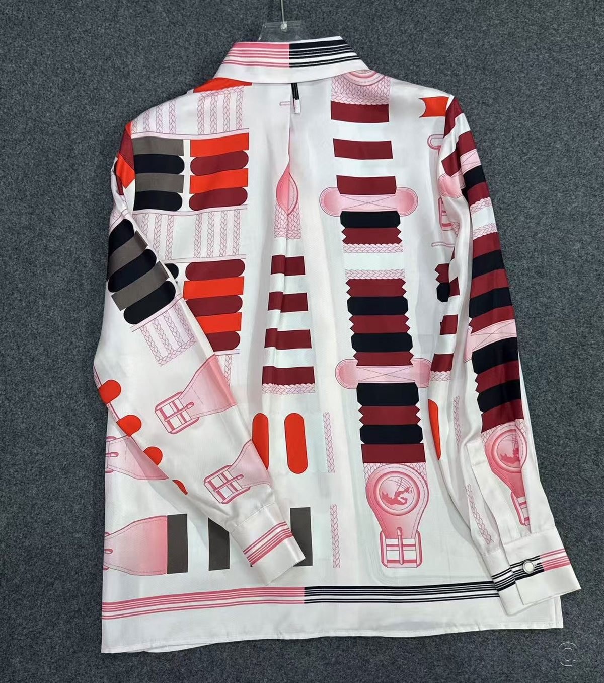 Women shirt