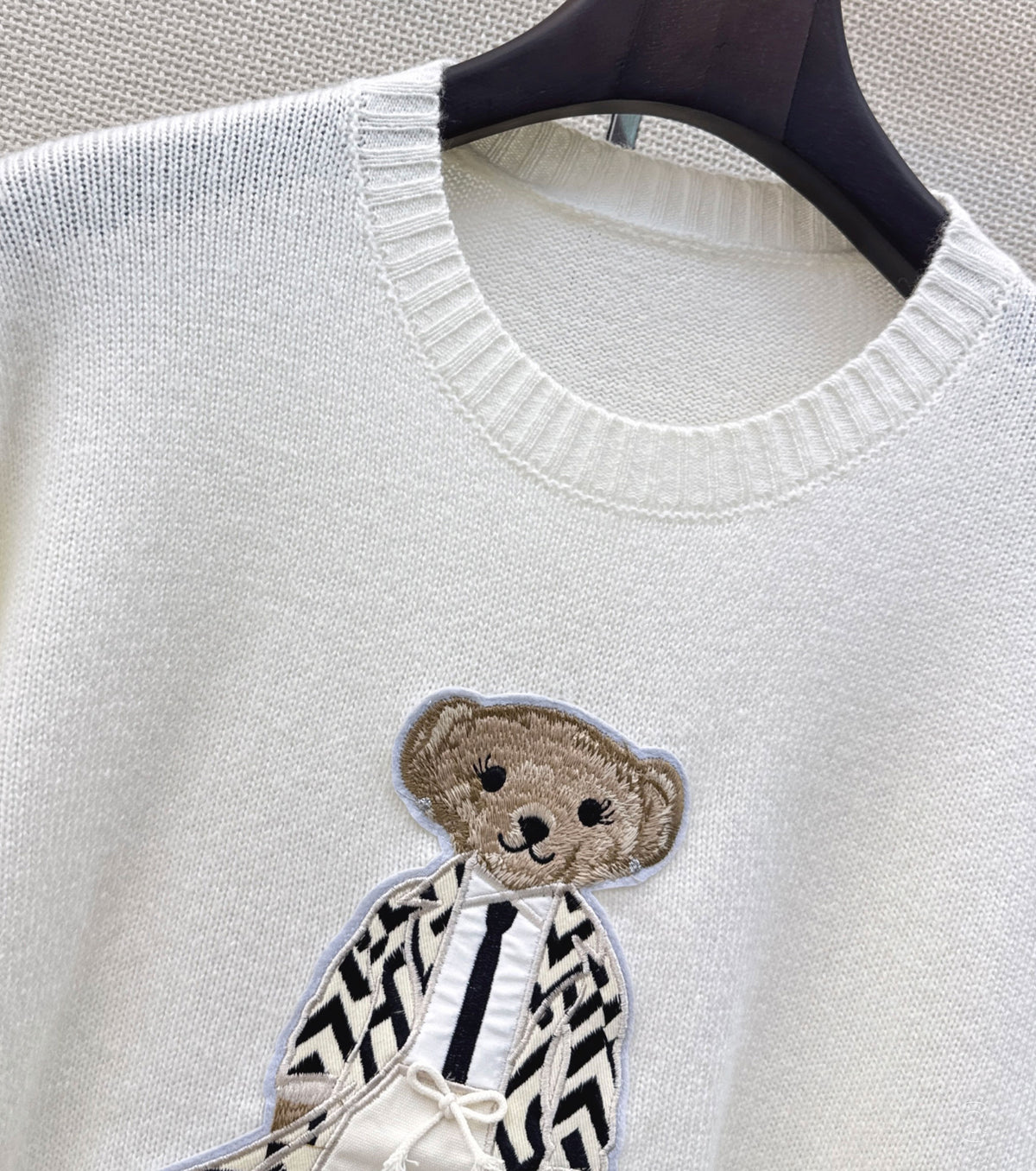 Women sweater