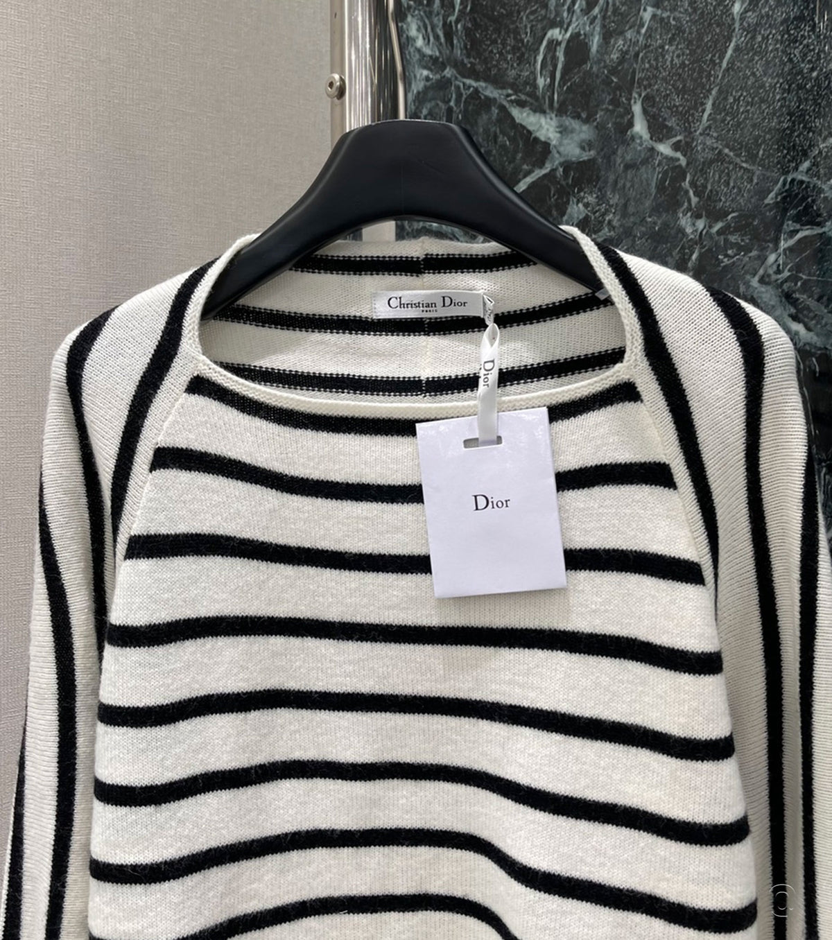 Дамски пуловер