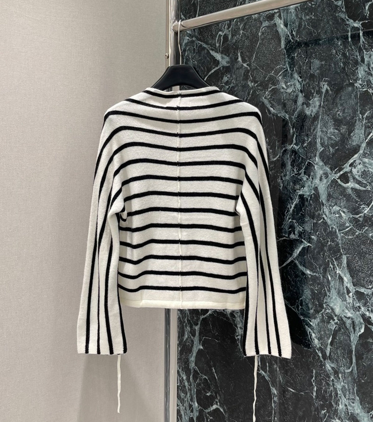 Дамски пуловер