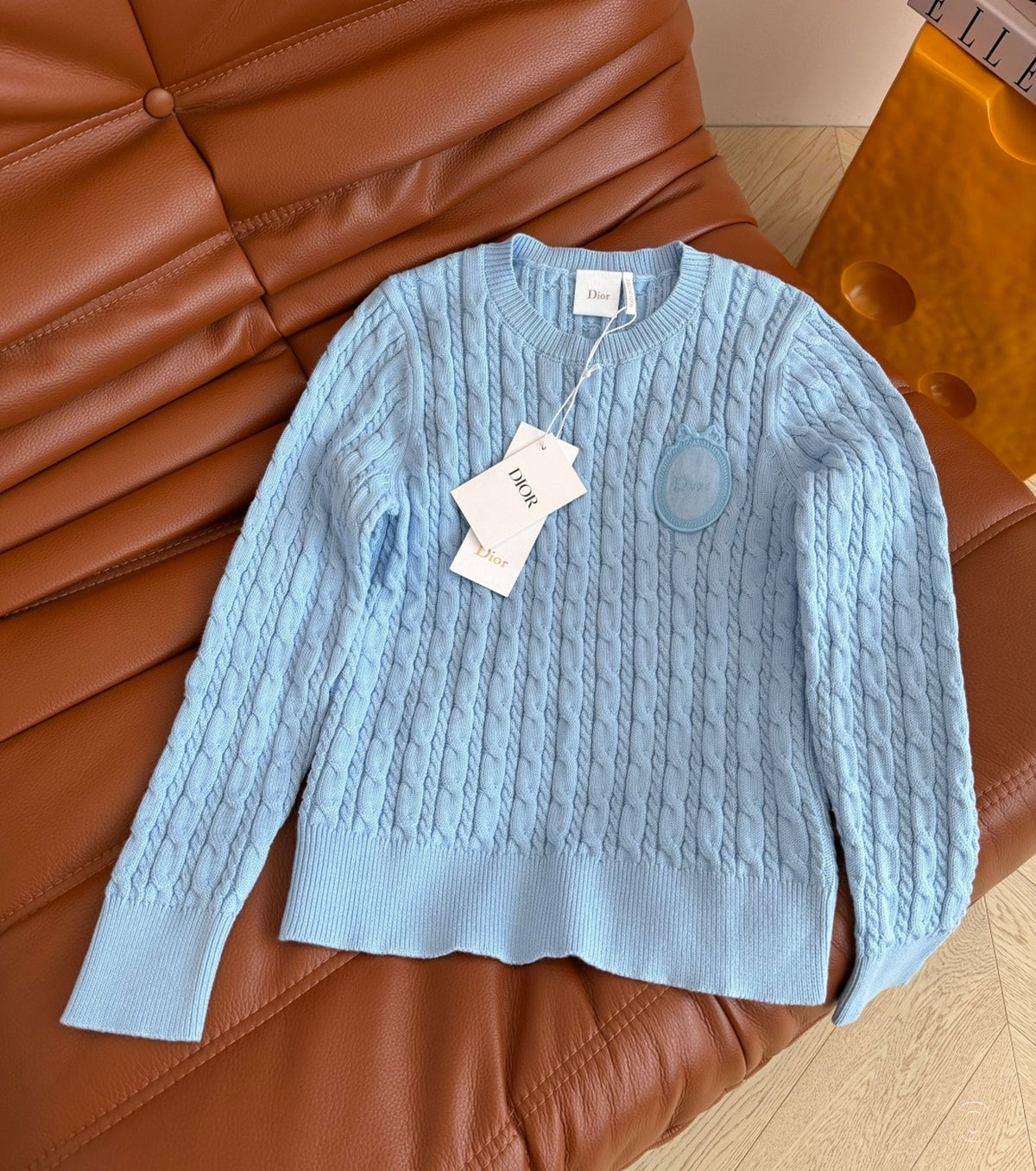 Médaillon sweater