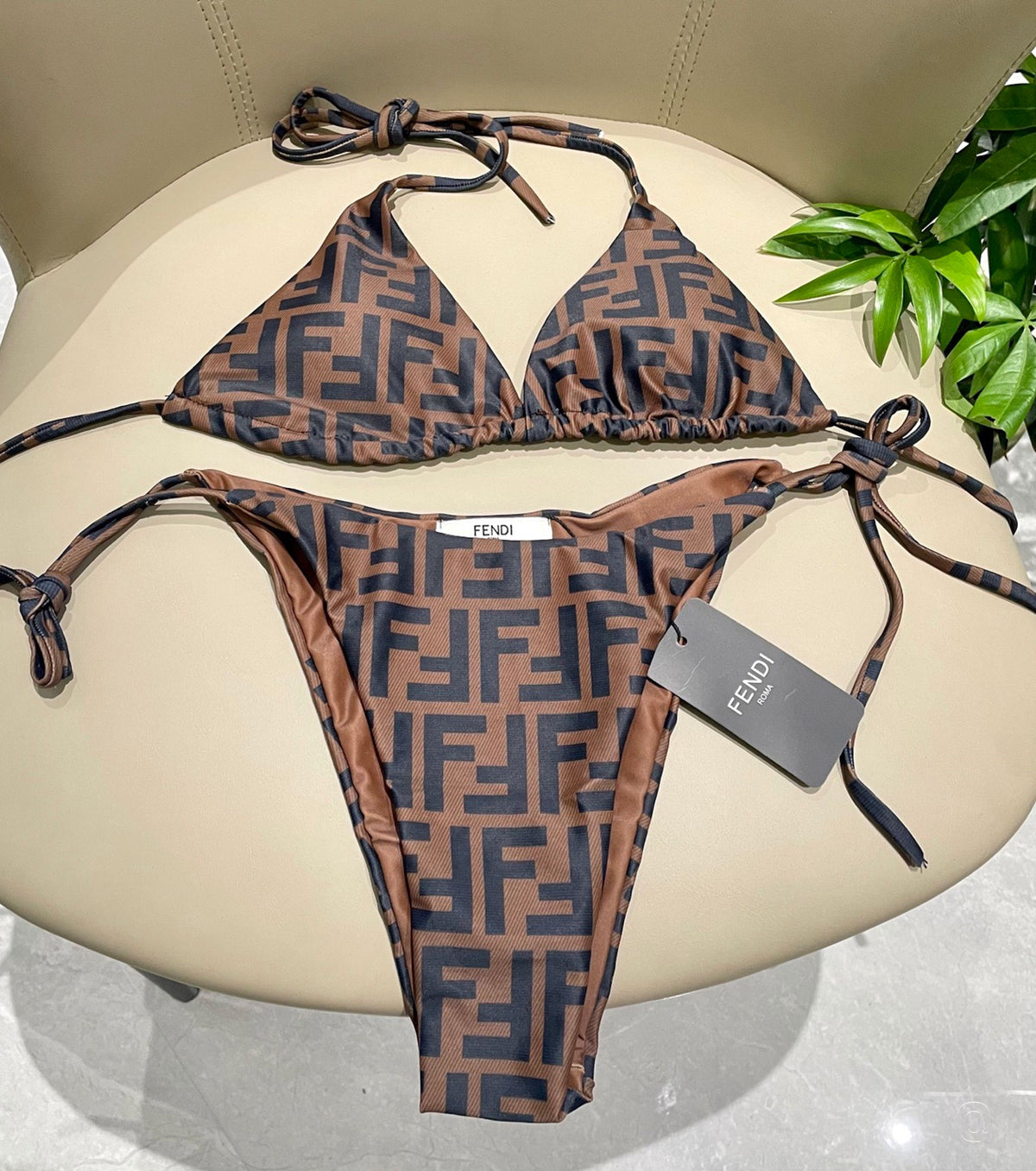 Бански от две части