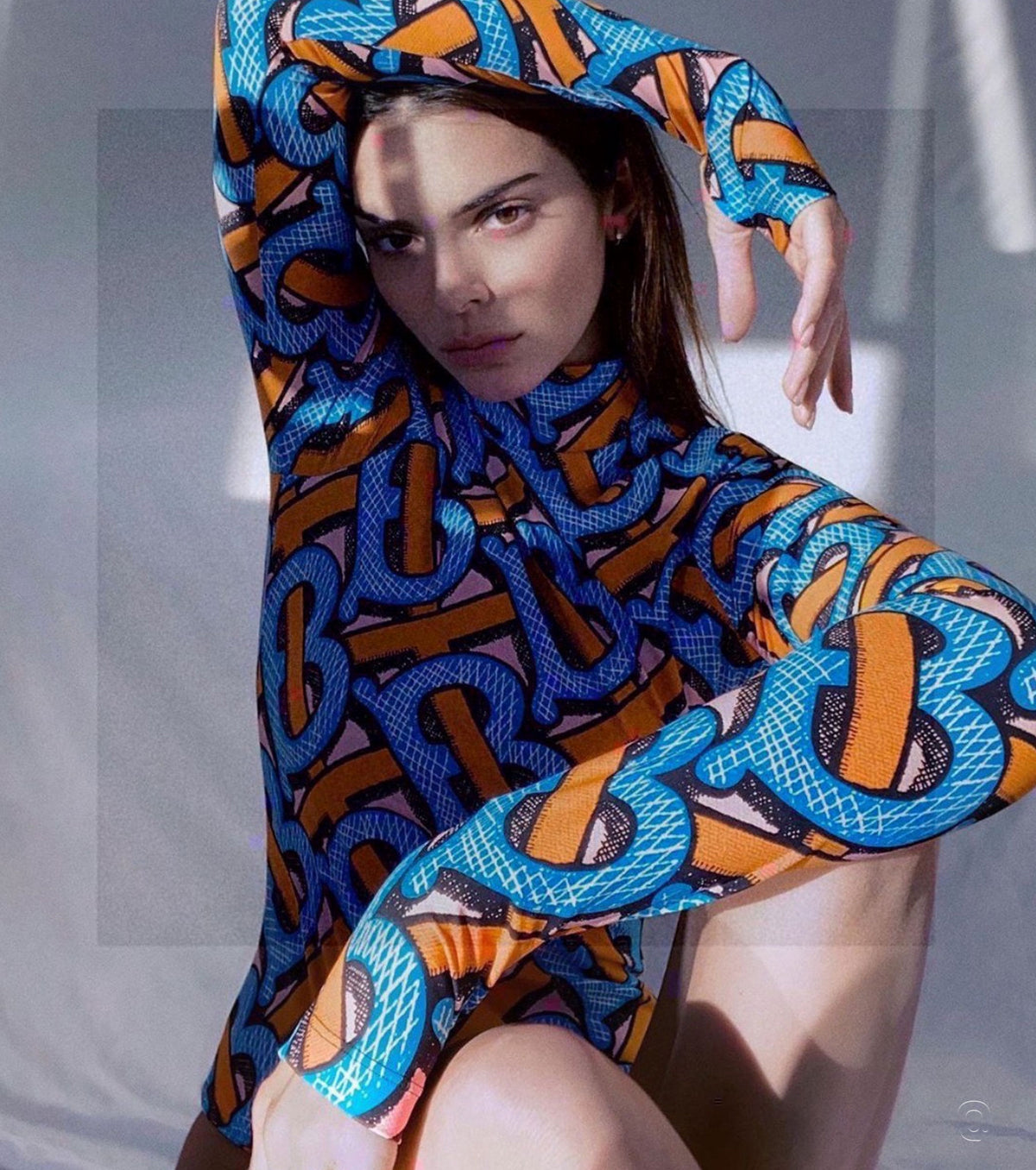 БАНСКИ С ДЪЛЪГ РЪКАВ