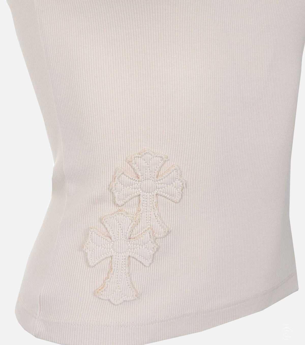 Дамски топ с релефни детайли