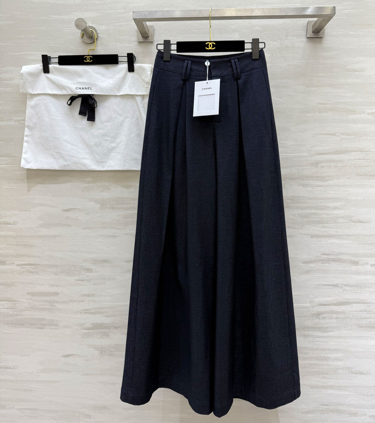 Women trousers