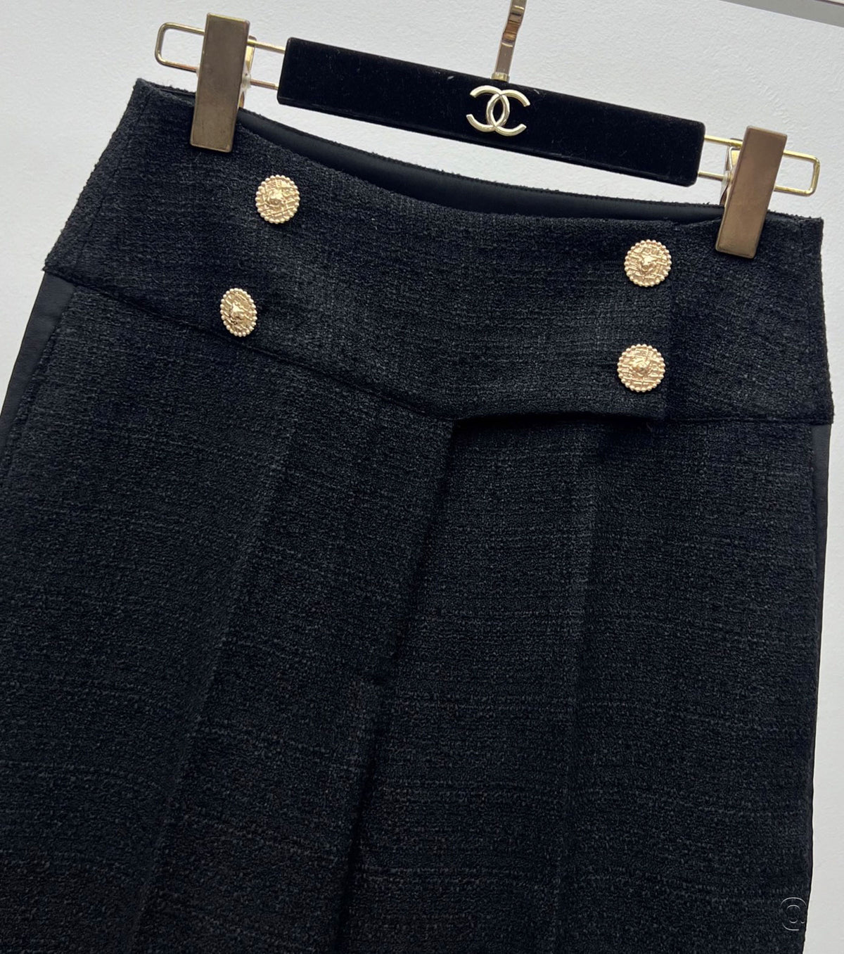 Women trousers