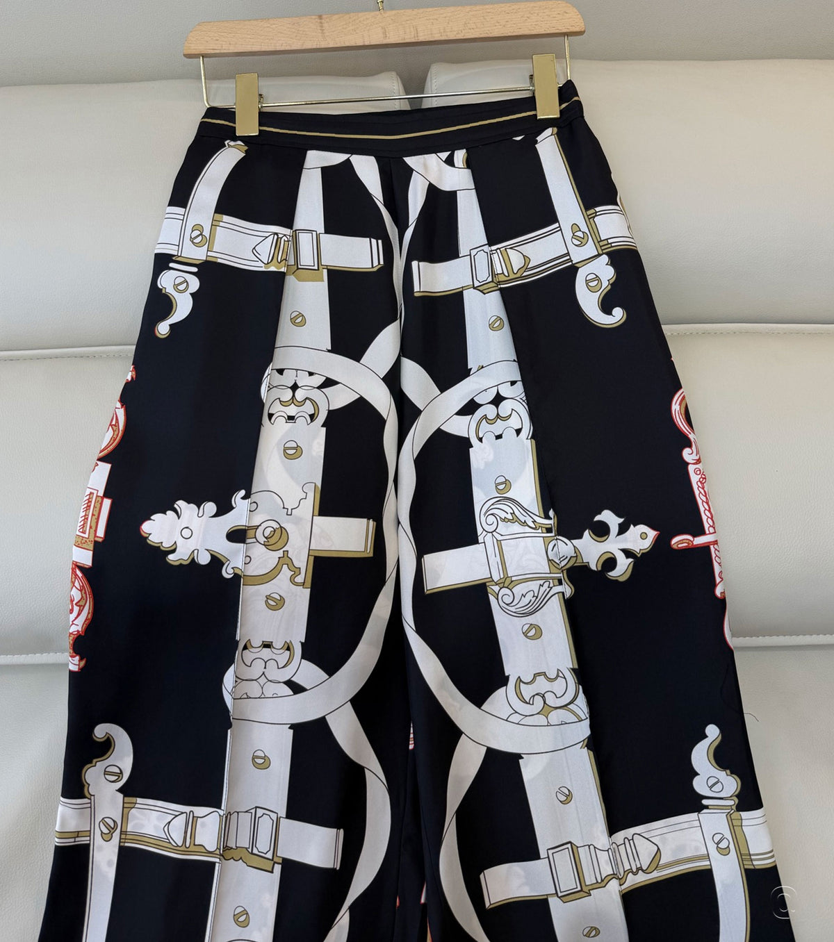 Women trousers
