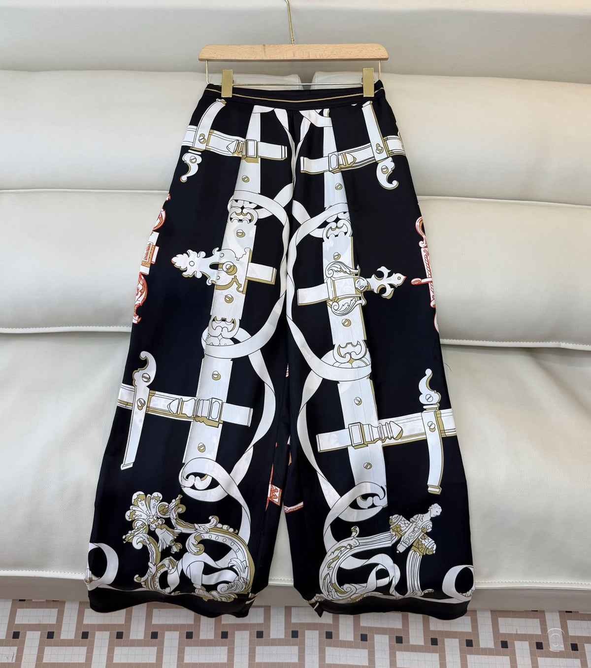 Women trousers