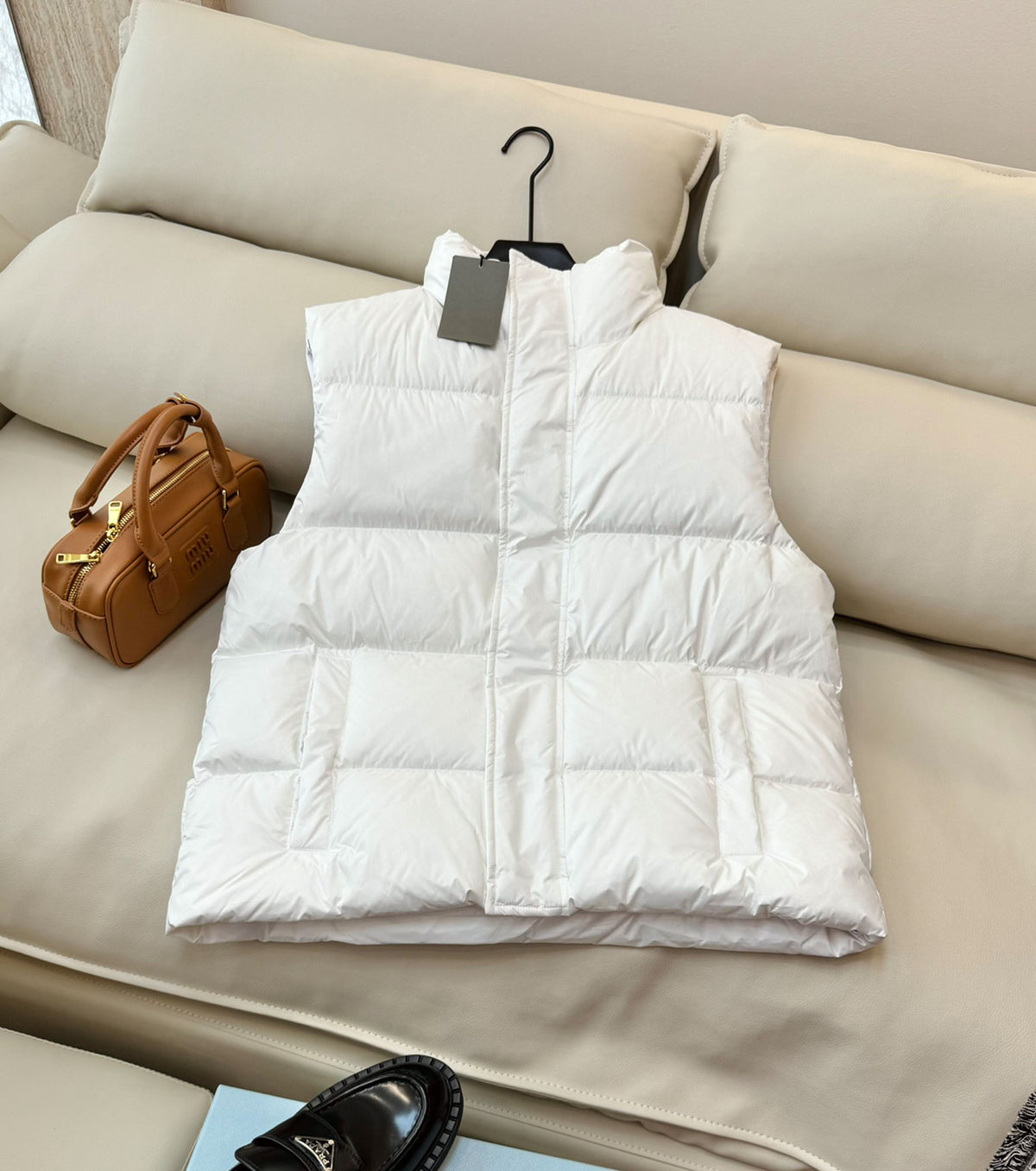 Дамски пухен елек