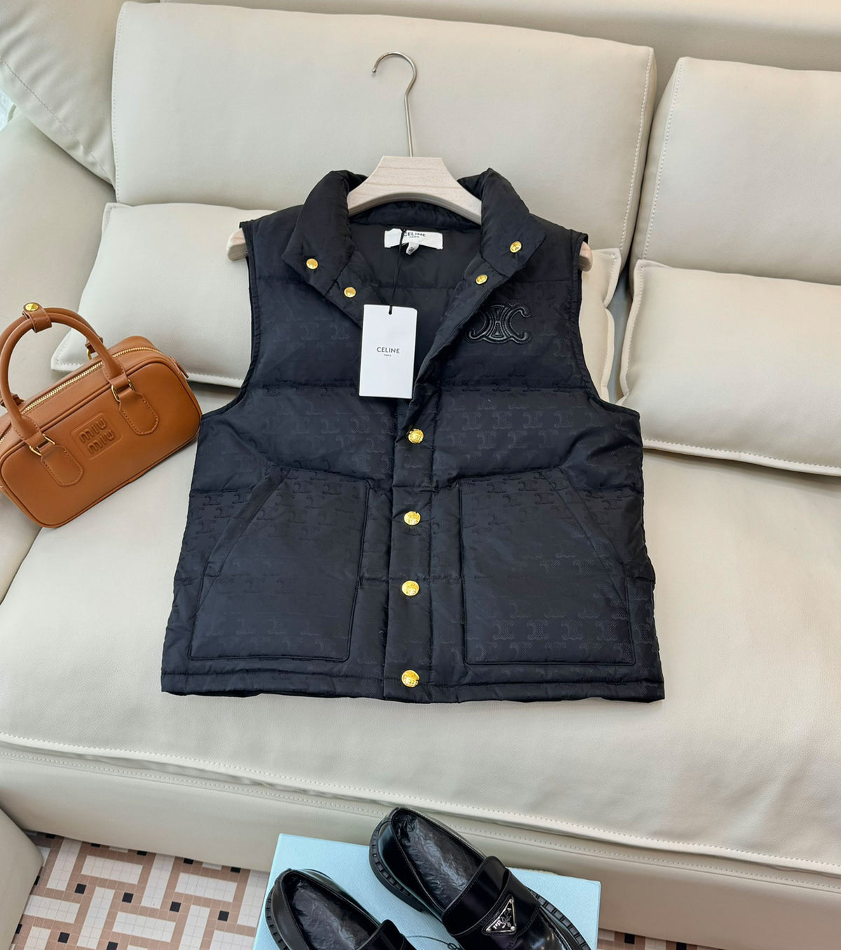 Дамски пухен елек