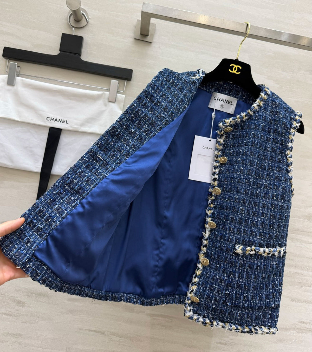 Women vest