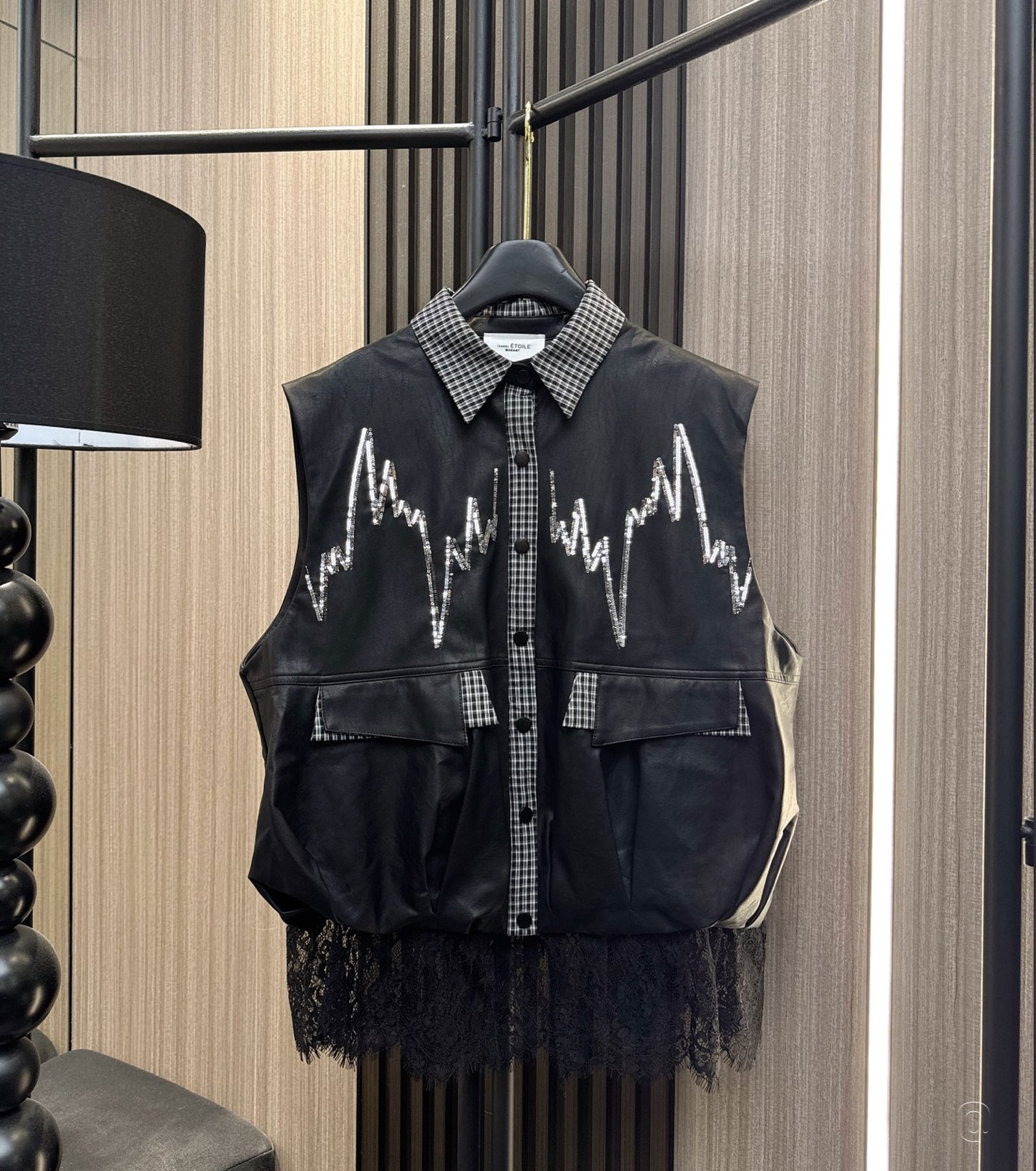 Дамски елек