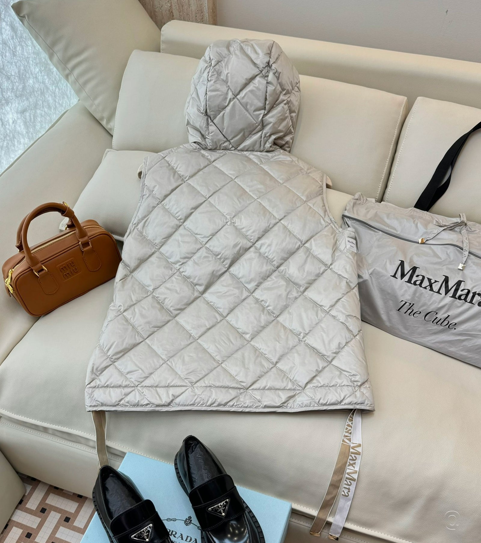 Дамски елек от гъши пух