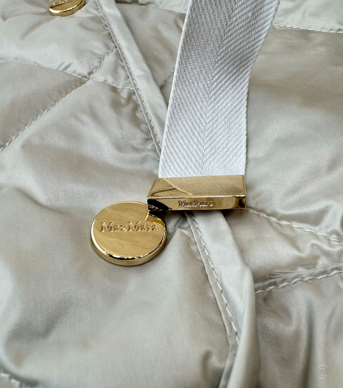 Дамски елек от гъши пух