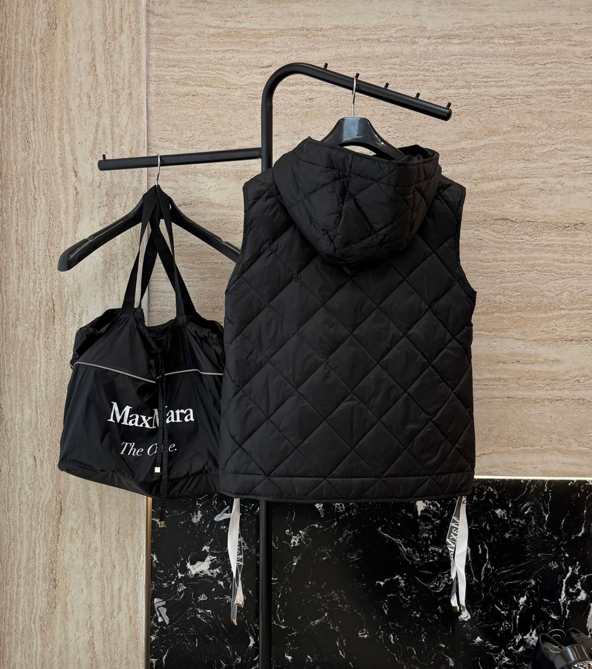 Дамски елек от гъши пух