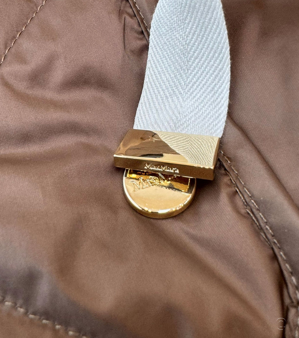 Дамски елек от гъши пух