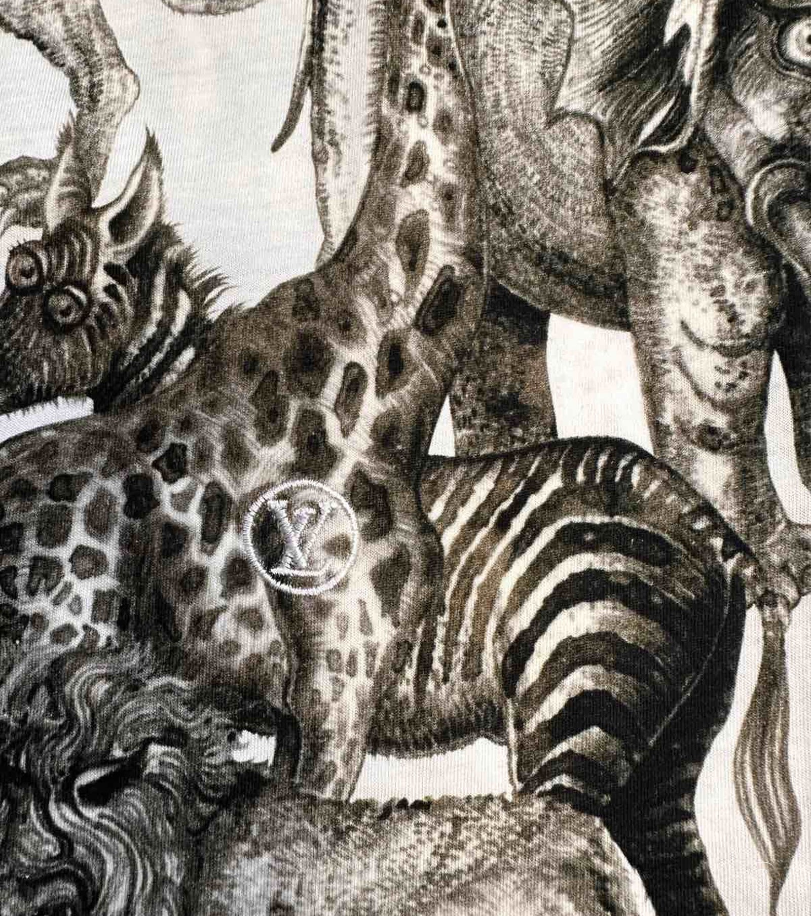 LS унисекс тениска